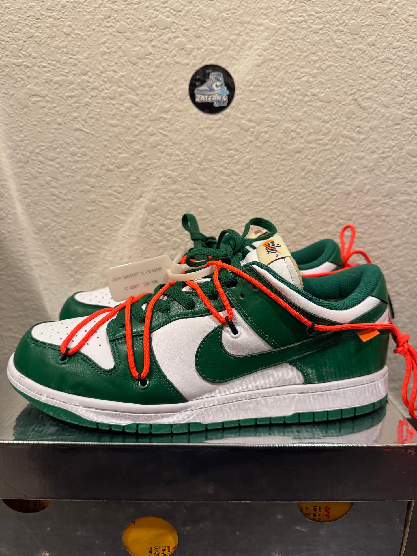 Nike Dunk Low Off White Pine Green Men's Pre-Owned (10.5M) CT0856-100