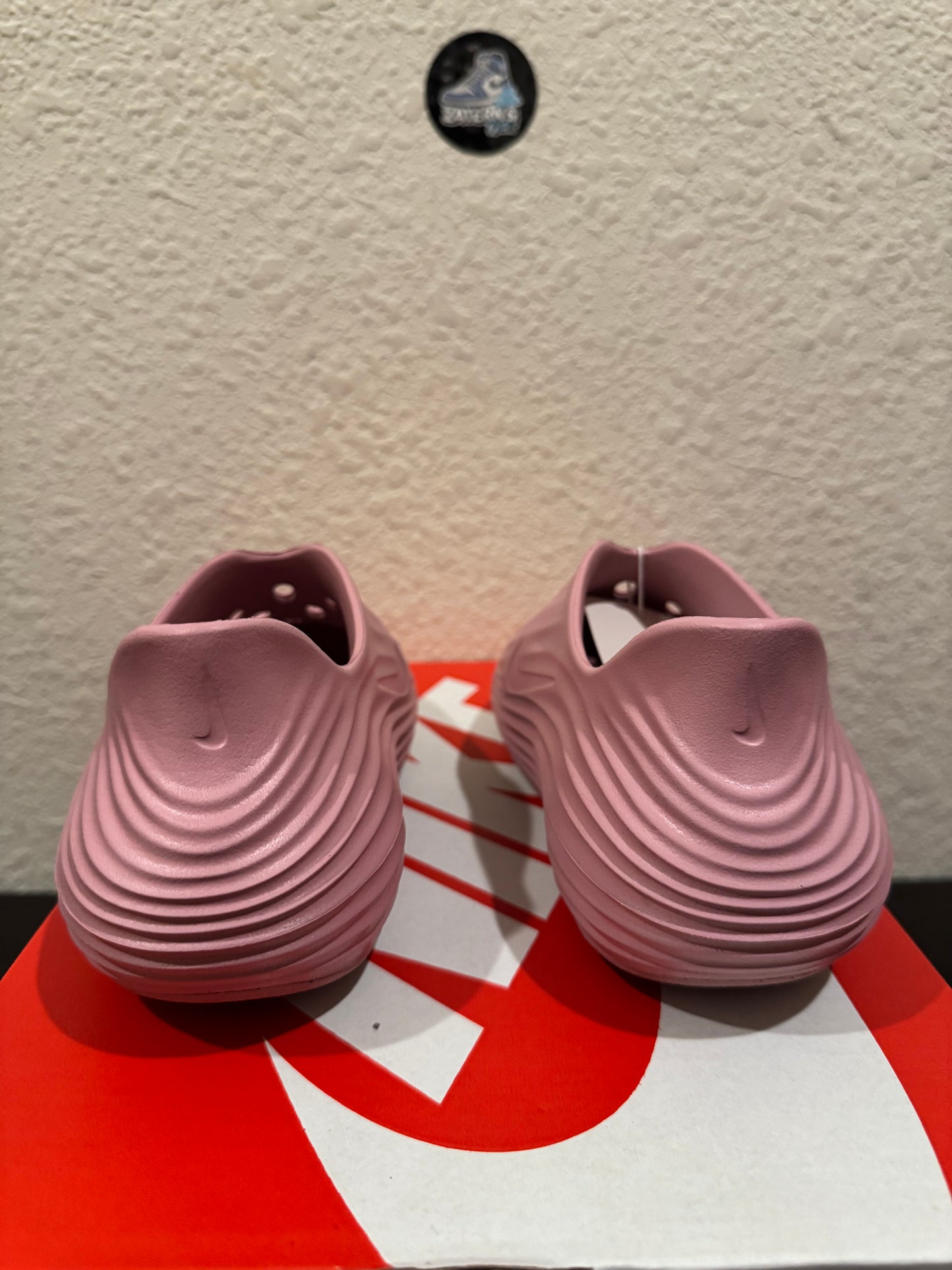 Nike ReactX Rejuven8 Elemental Pink GS Brand New IF1746-600
