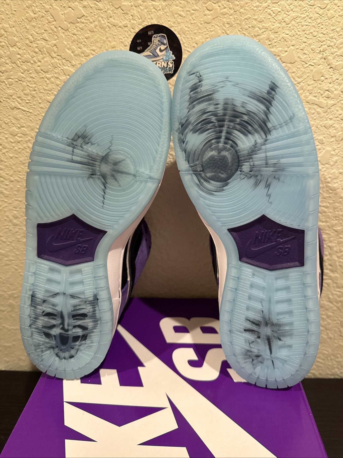 Nike SB Dunk Low Hayley Wilson Men's Brand New HJ0513-500