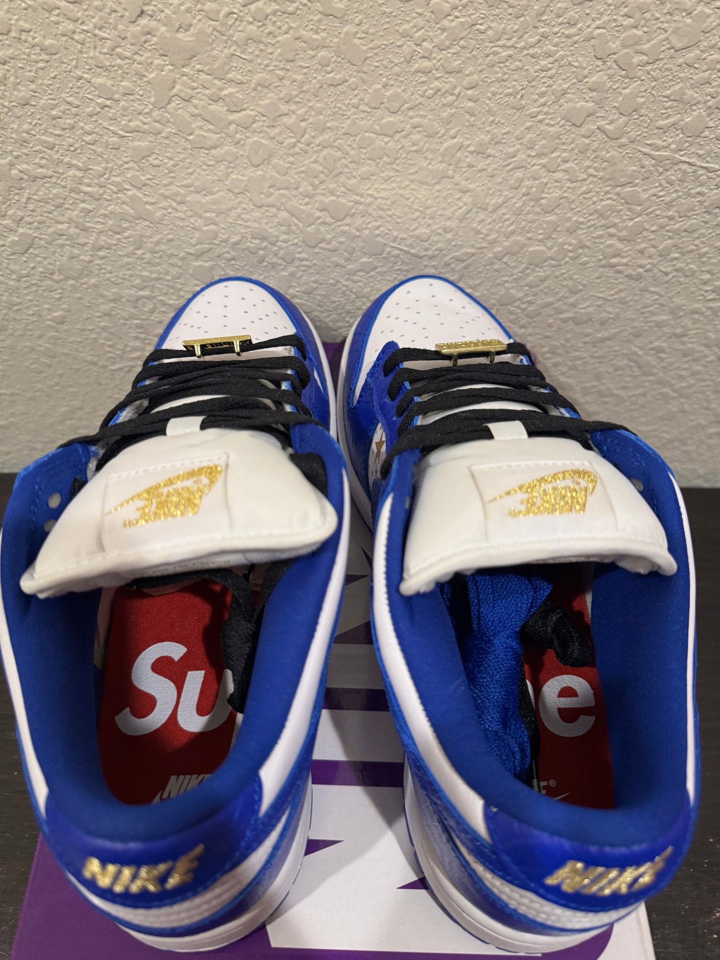 Nike SB Dunk Low Supreme Stars Hyper Royal Men's Brand New DH3228-100