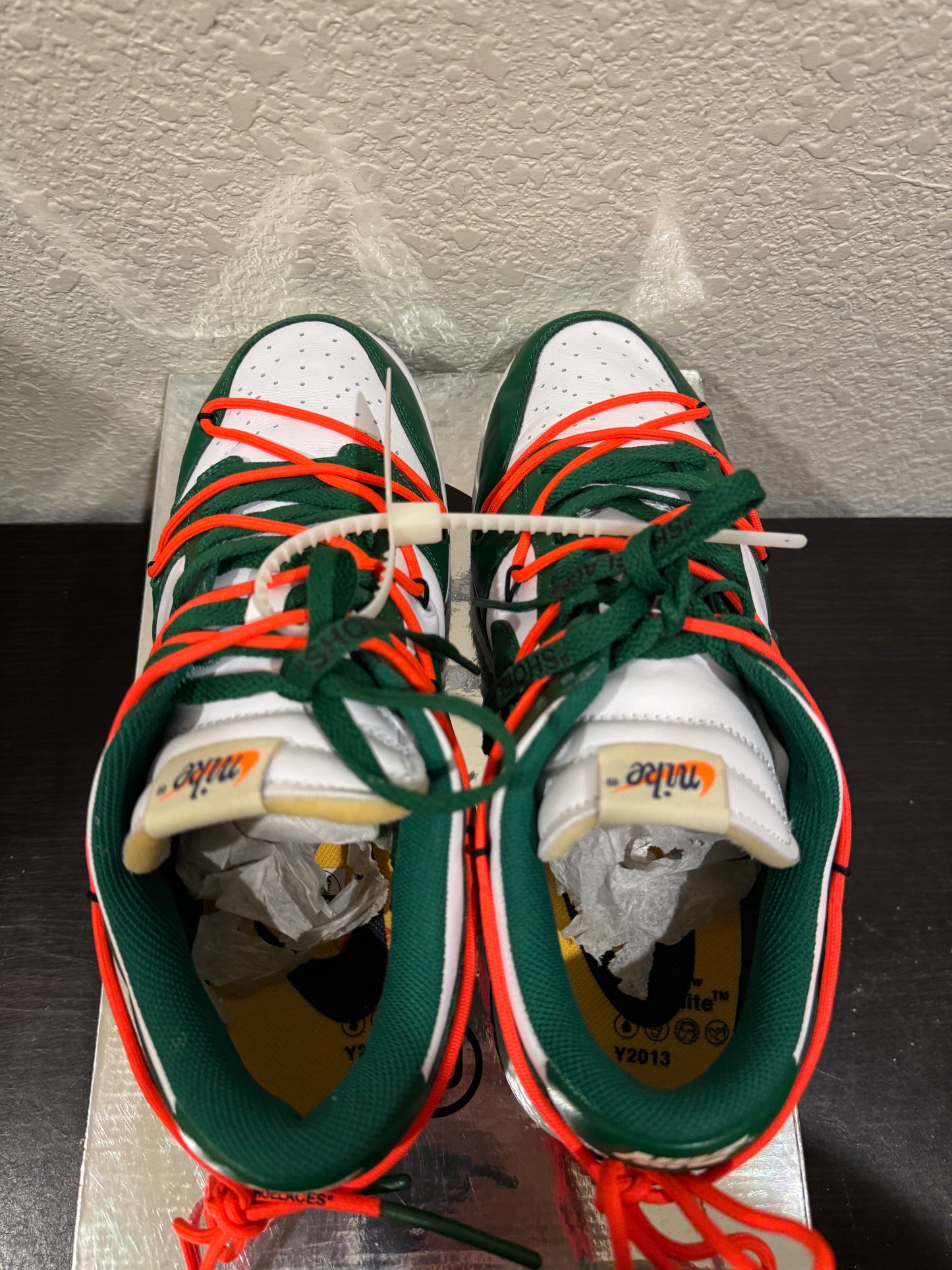 Nike Dunk Low Off White Pine Green Men's Pre-Owned (10.5M) CT0856-100