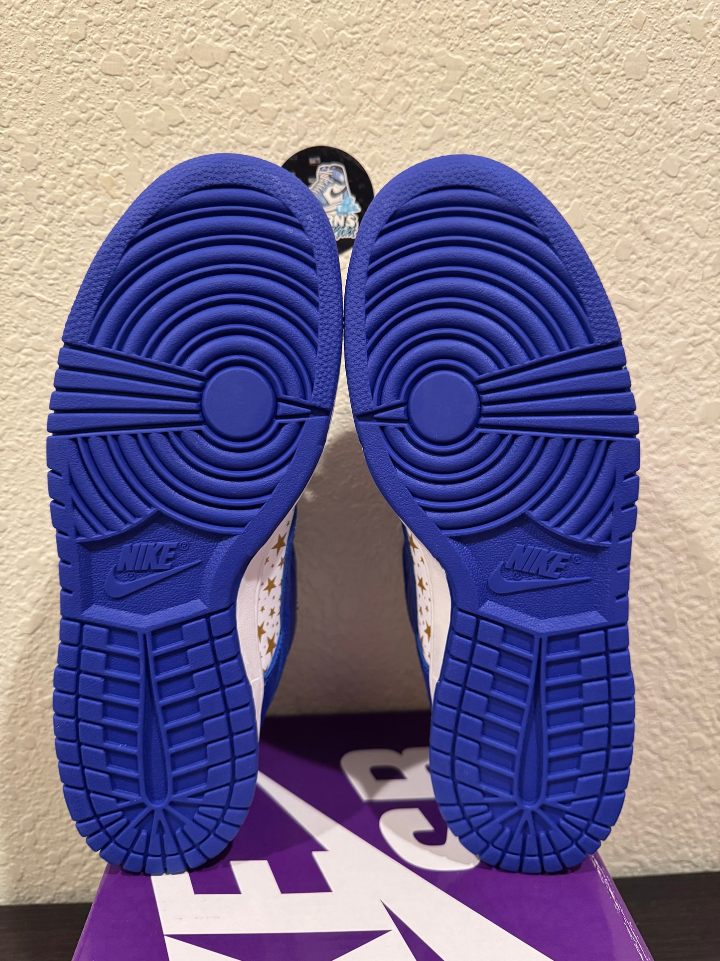 Nike SB Dunk Low Supreme Stars Hyper Royal Men's Brand New DH3228-100