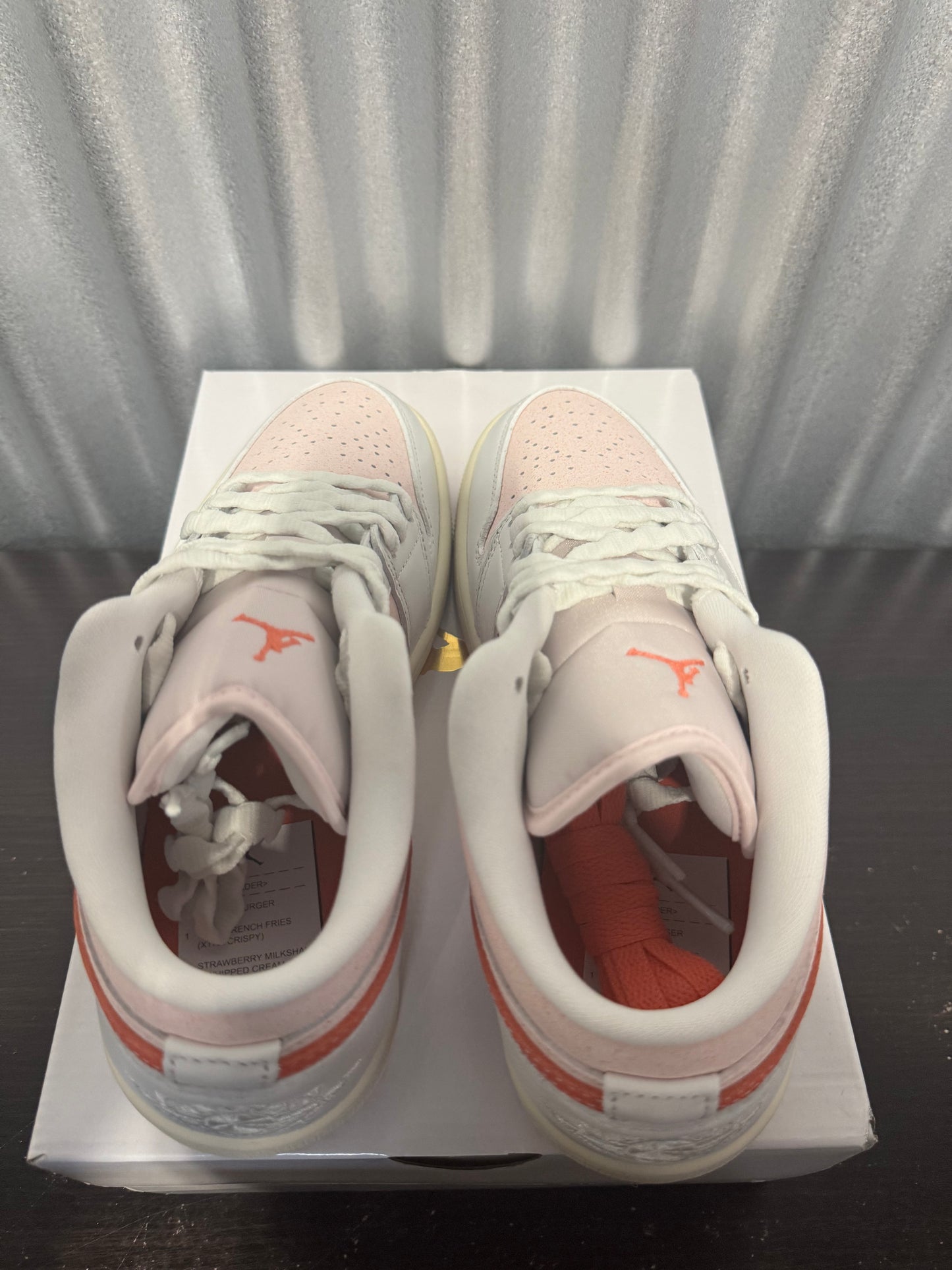 Jordan 1 Low SE Strawberry Milkshake W Brand New IB8156-133