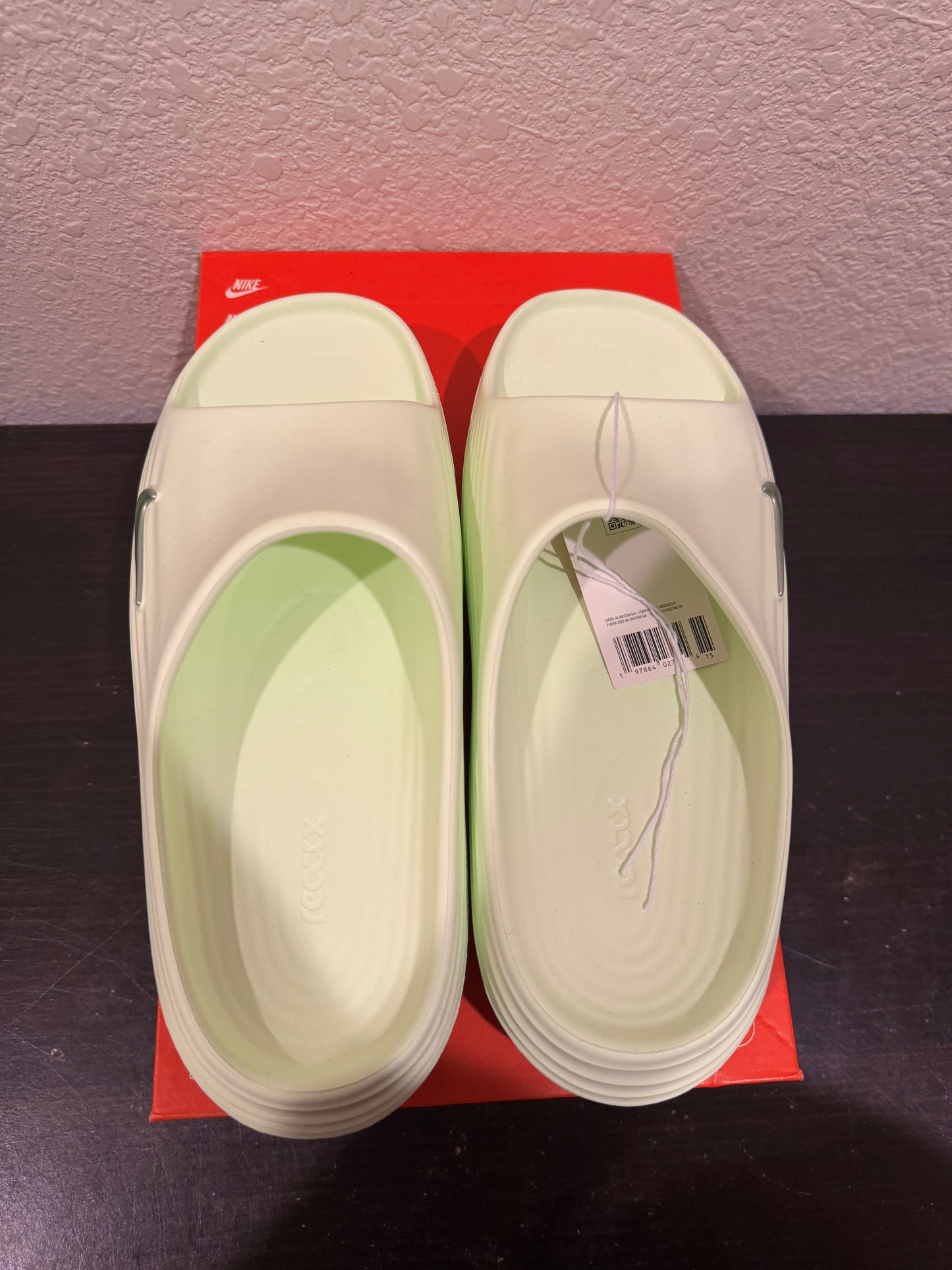Nike ReactX Rejuven8 Slide Barely Volt Men's Brand New HV4479-700