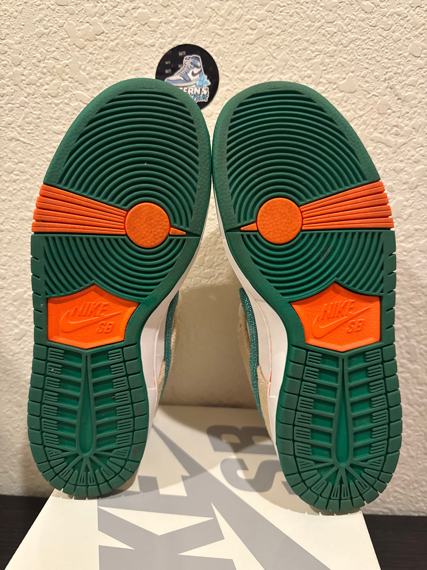 Nike SB Dunk Low Jarritos Men's Pre-Owned (6.5M) FD0860-001
