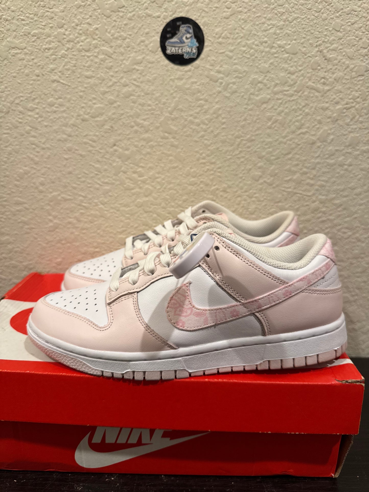 Nike Dunk Low Pink Paisley W Pre-Owned (8W) FD1449-100