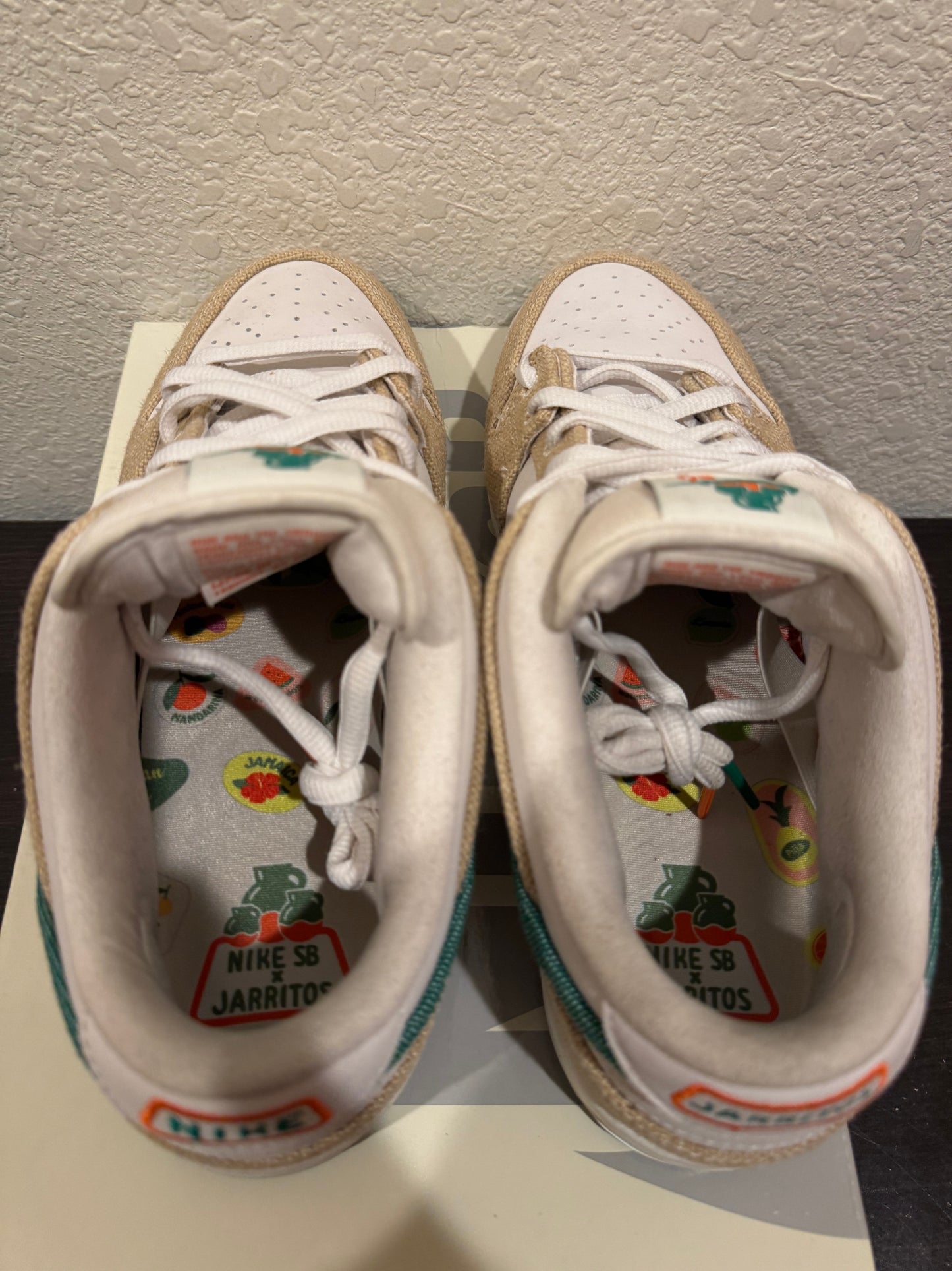 Nike SB Dunk Low Jarritos Men's Pre-Owned (10.5M) FD0860-001