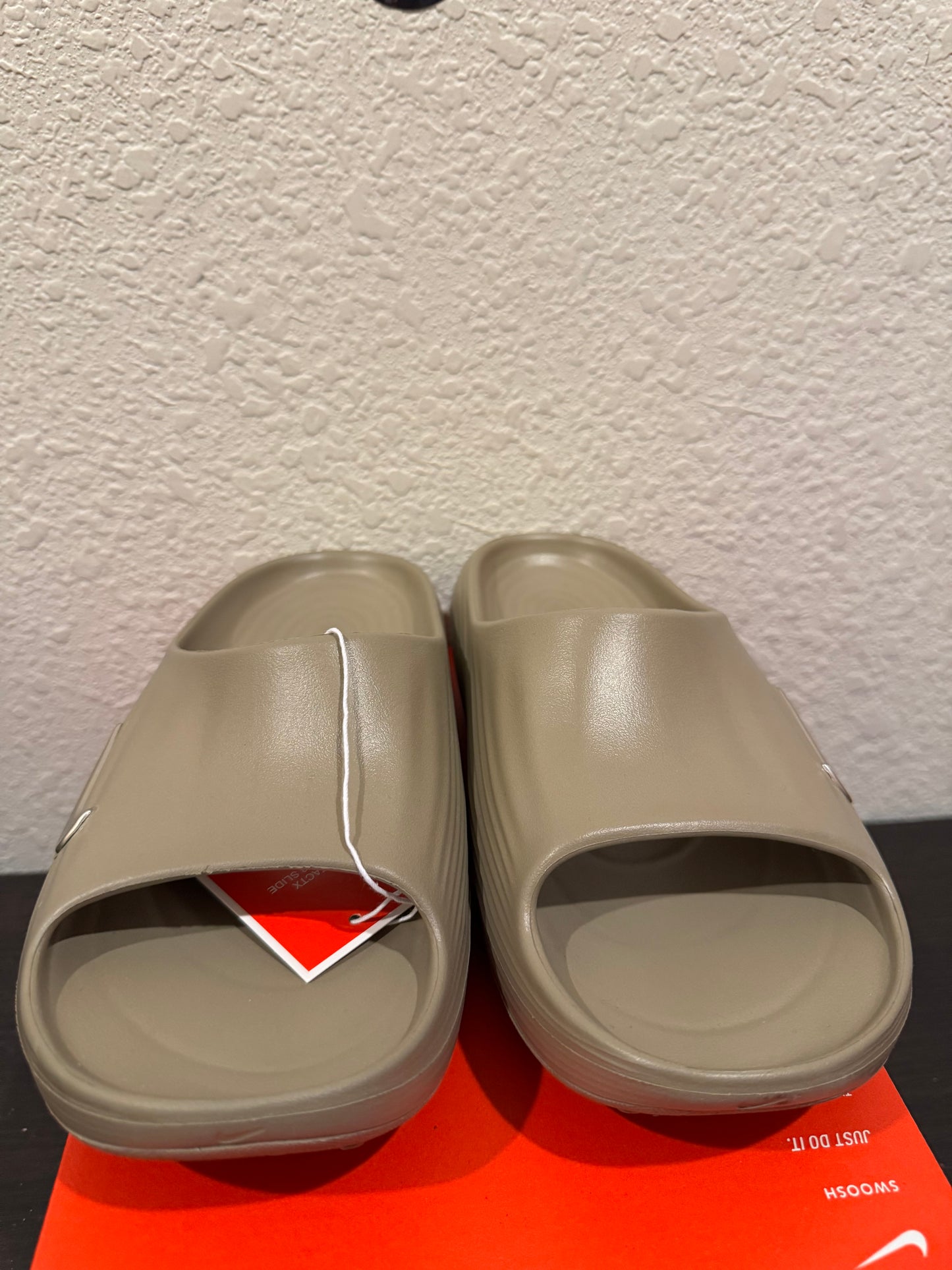Nike ReactX Rejuven8 Slide Khaki Men's Brand New HV4479-200