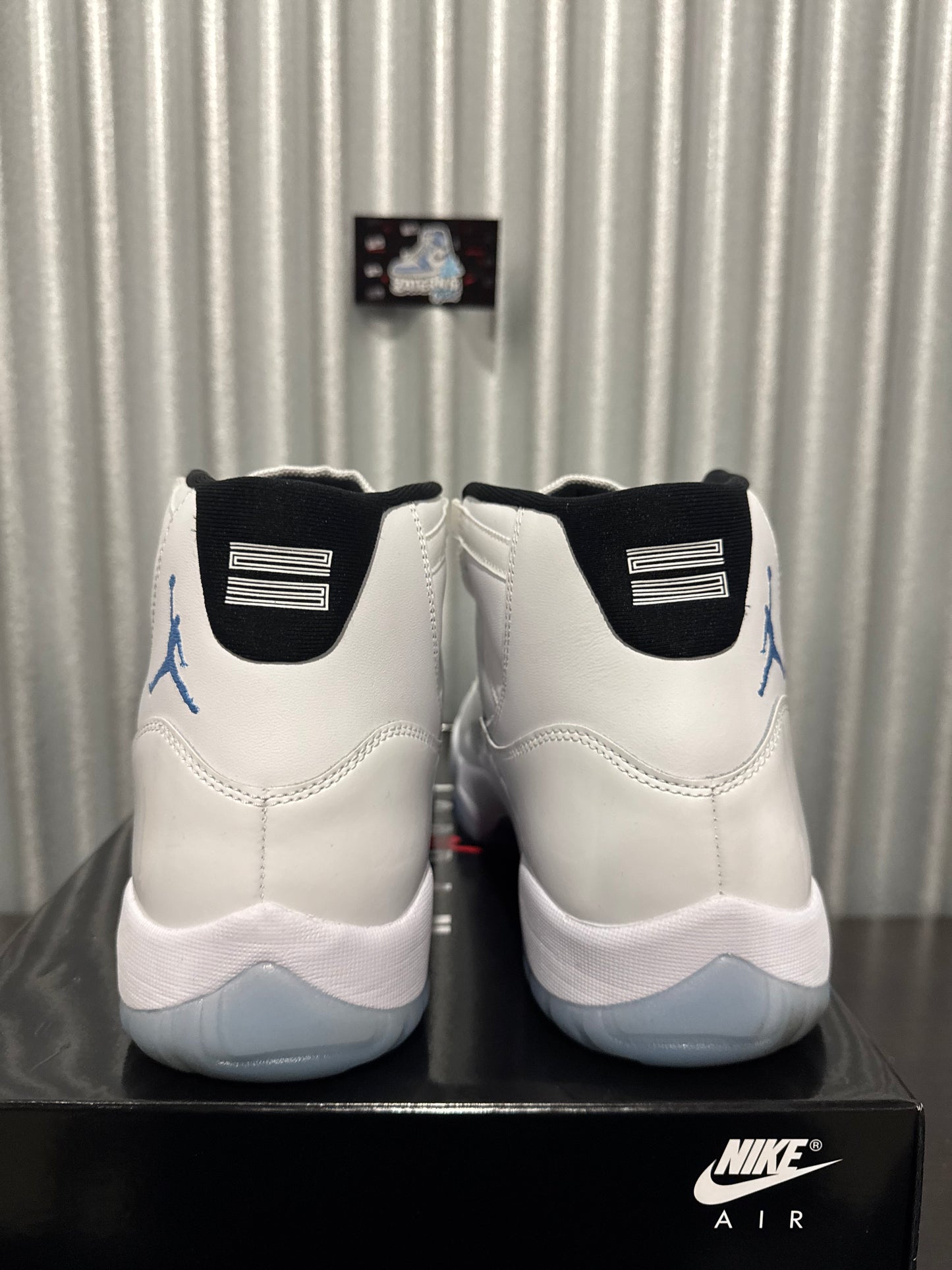 Jordan 11 Legend Blue Men's Pre-Owned (12M) CT8012-104