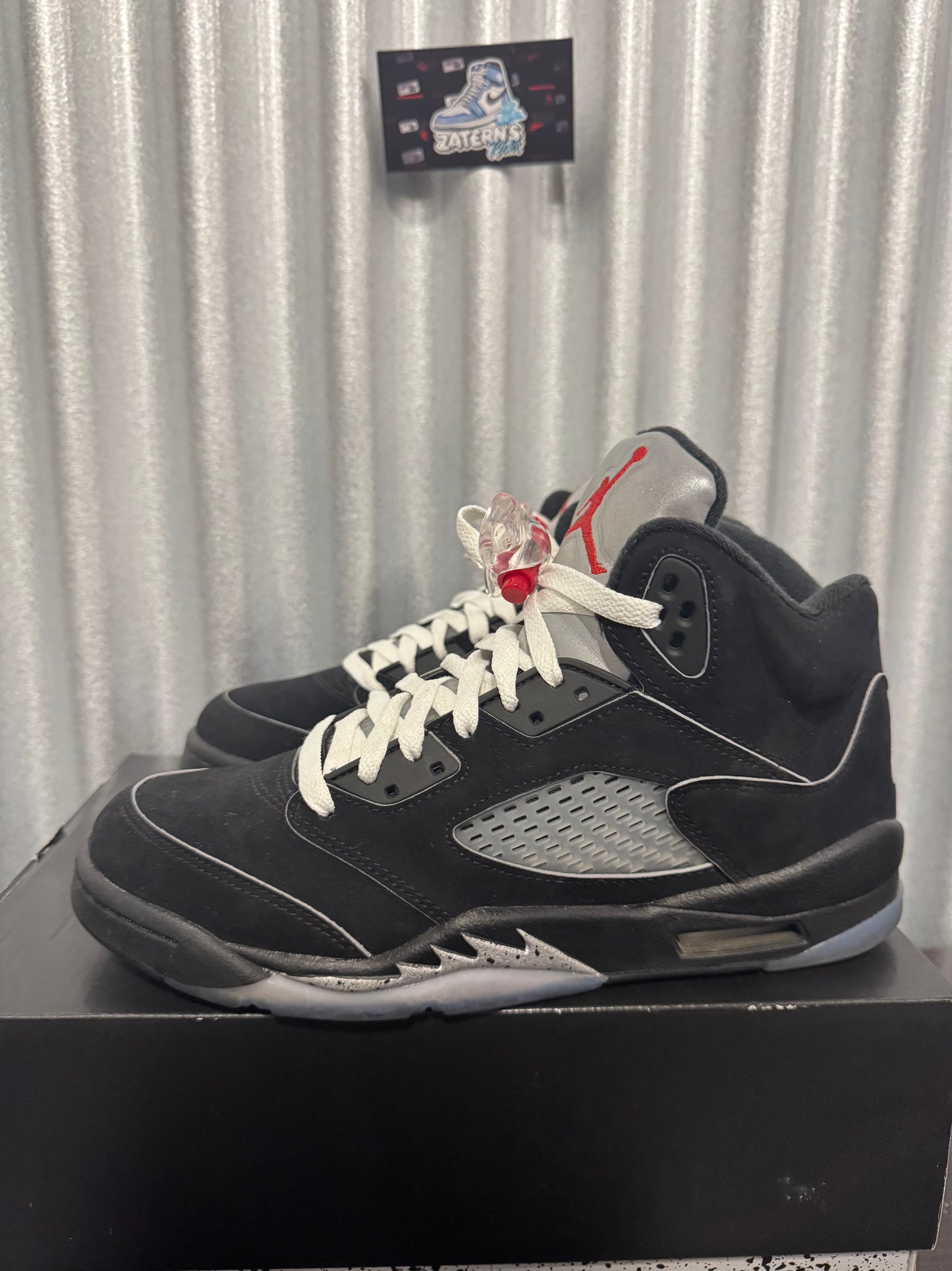 Jordan 5 Black Metallic Reimagined GS Pre-Owned (7Y) HF3976-001