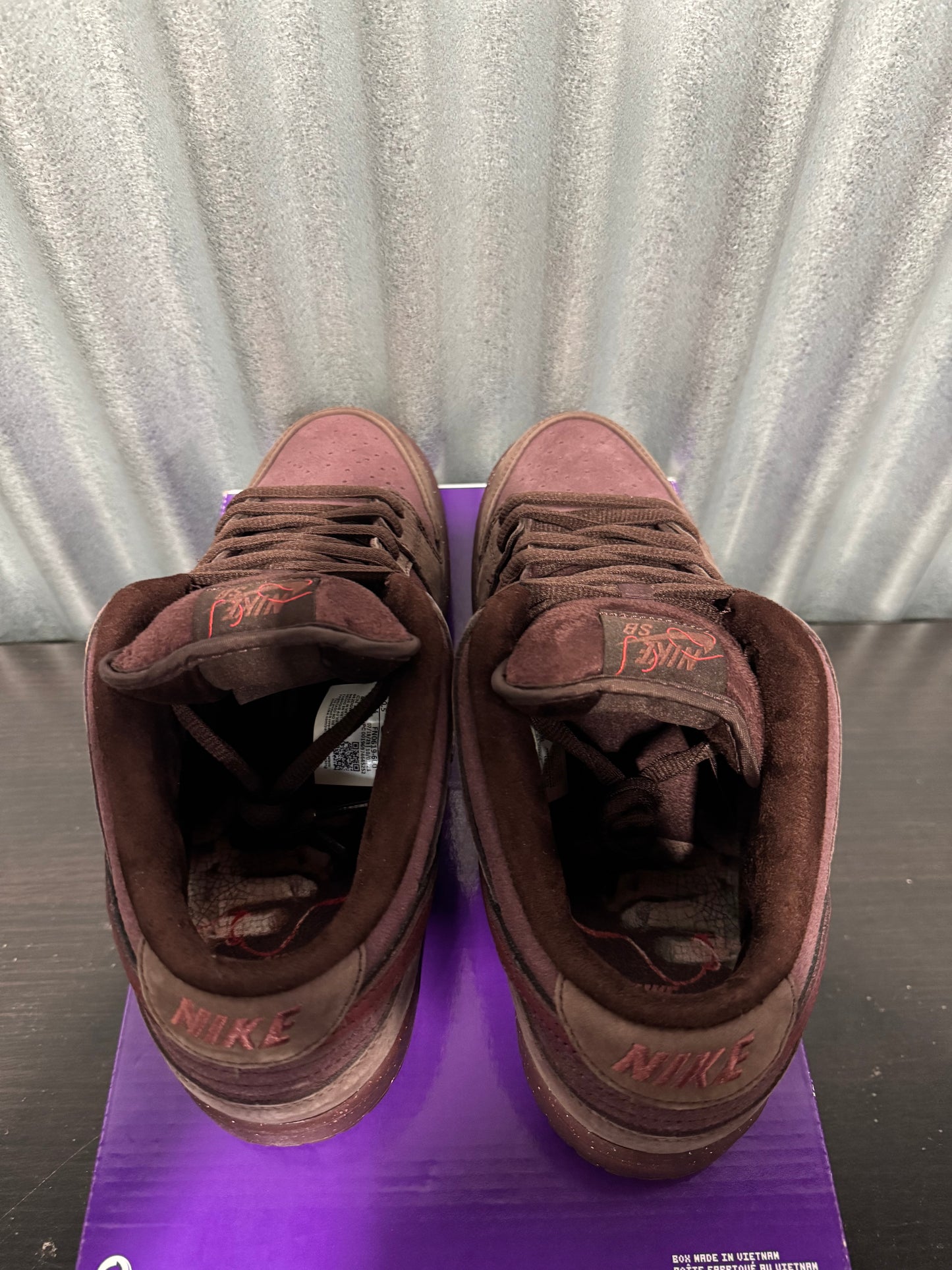 Nike SB Dunk Low City Of Love Burgundy Men's Brand New FN0619-600