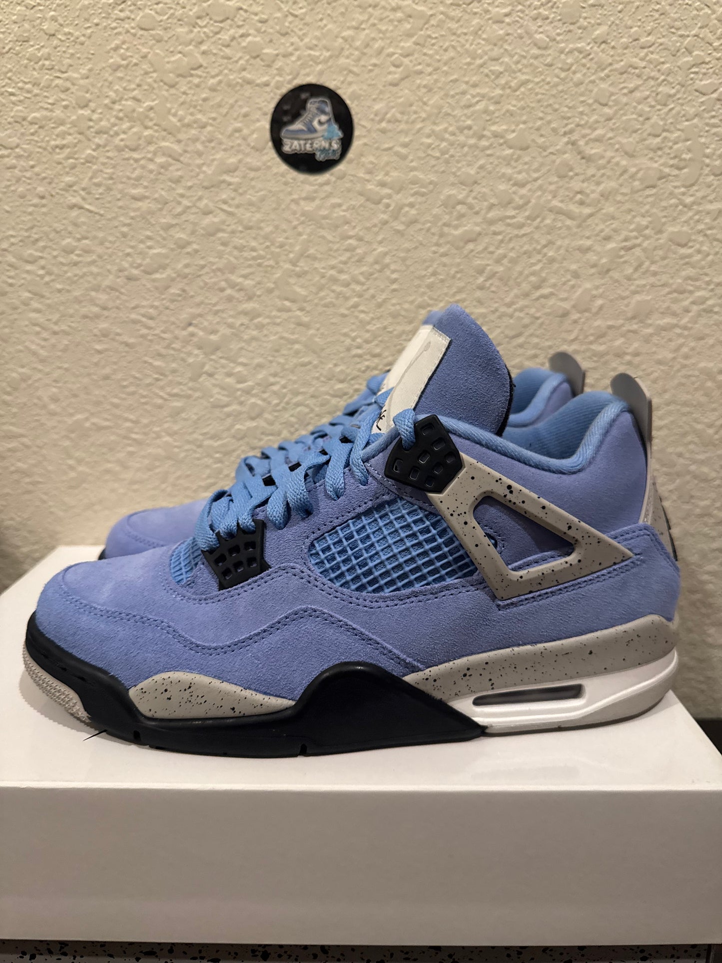 Jordan 4 University Blue Men's Pre-Owned (8.5M) CT8527-400