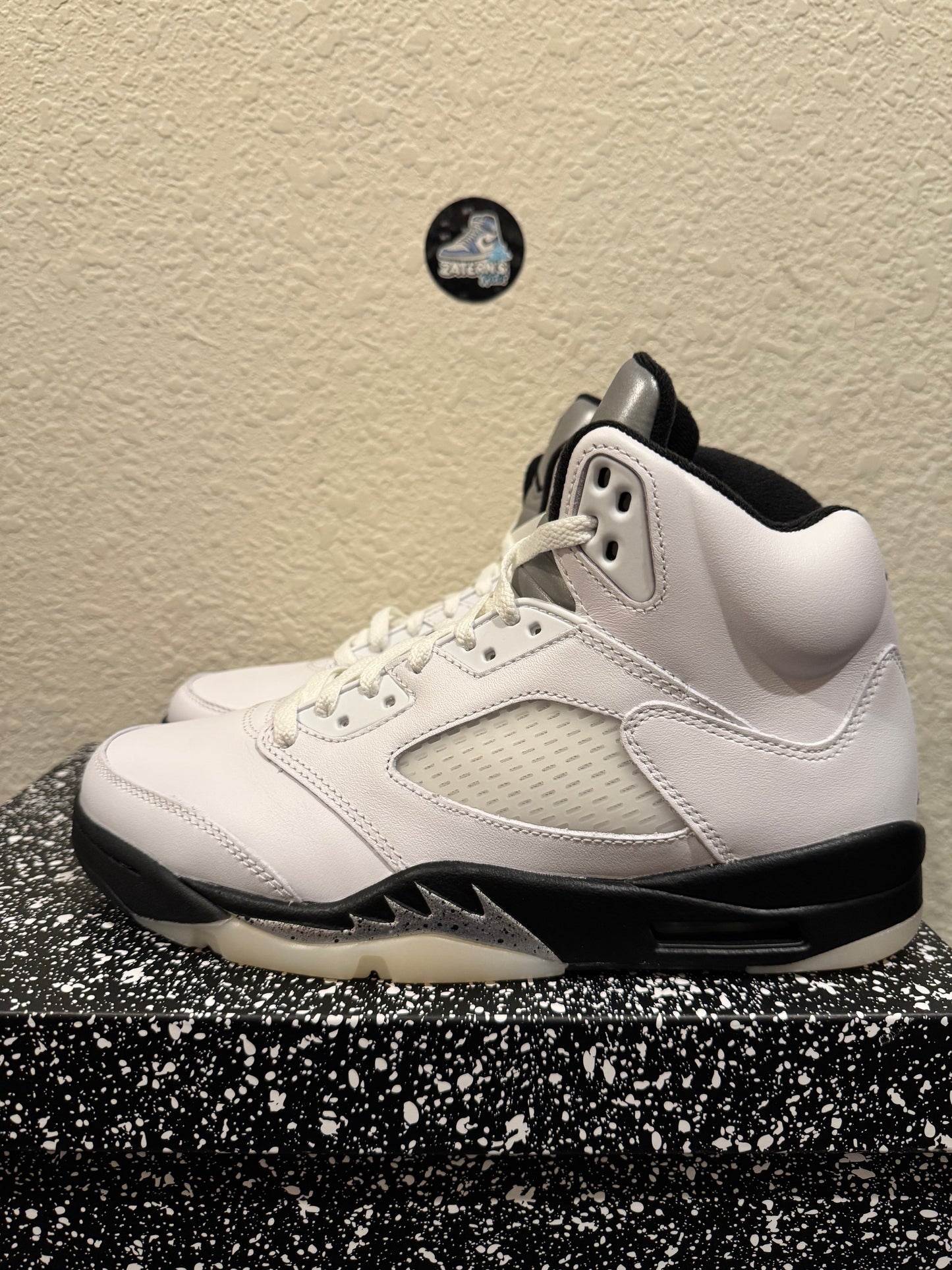 Jordan 5 Reverse Metallic Men's Brand New DD0587-110