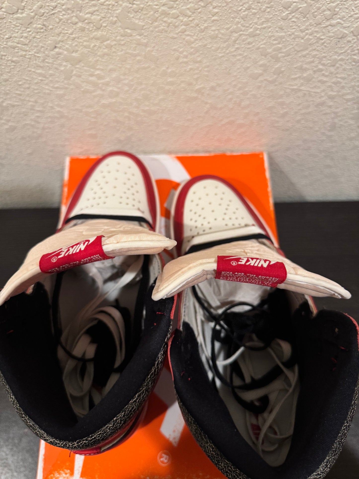 Jordan 1 High OG Chicago Lost & Found Men's Pre-Owned (10M) DZ5485-612