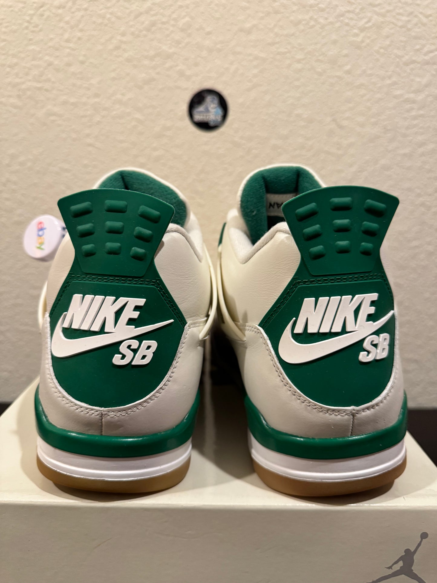 Jordan 4 SB Pine Green Men's Pre-Owned DR5415-103