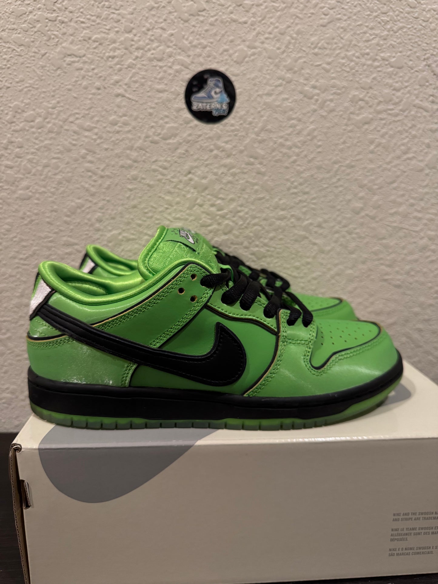 Nike SB Dunk Low PowerPuff Girls Buttercup Pre-Owned FZ8319-300