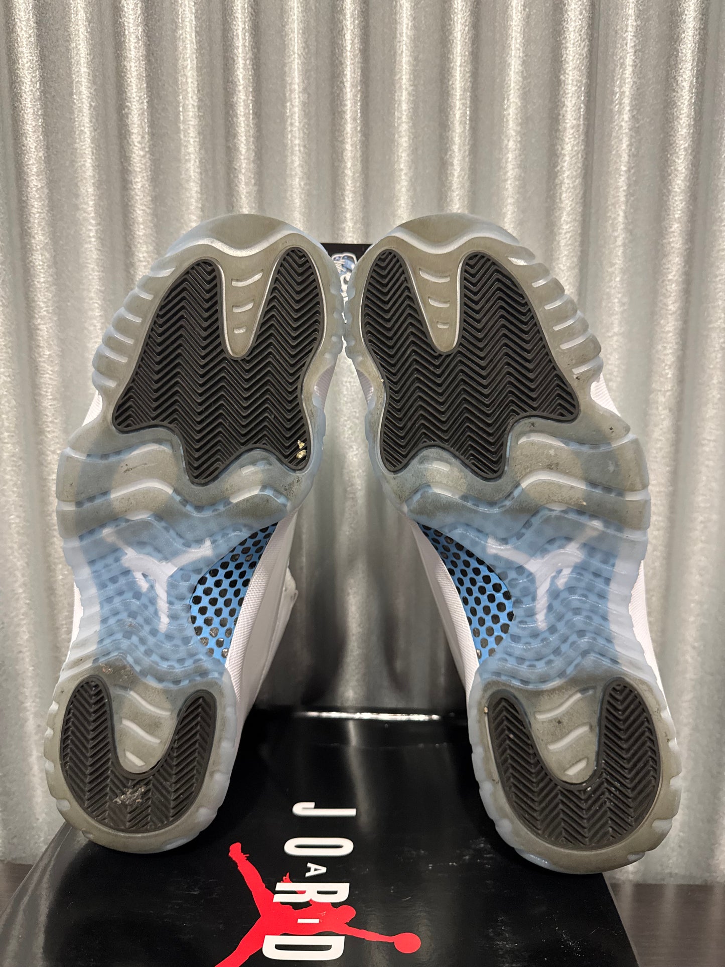 Jordan 11 Legend Blue Men's Pre-Owned (12M) CT8012-104