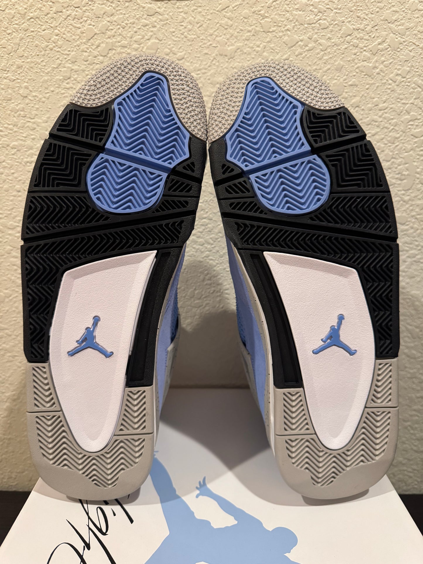 Jordan 4 University Blue Men's Brand New CT8527-400