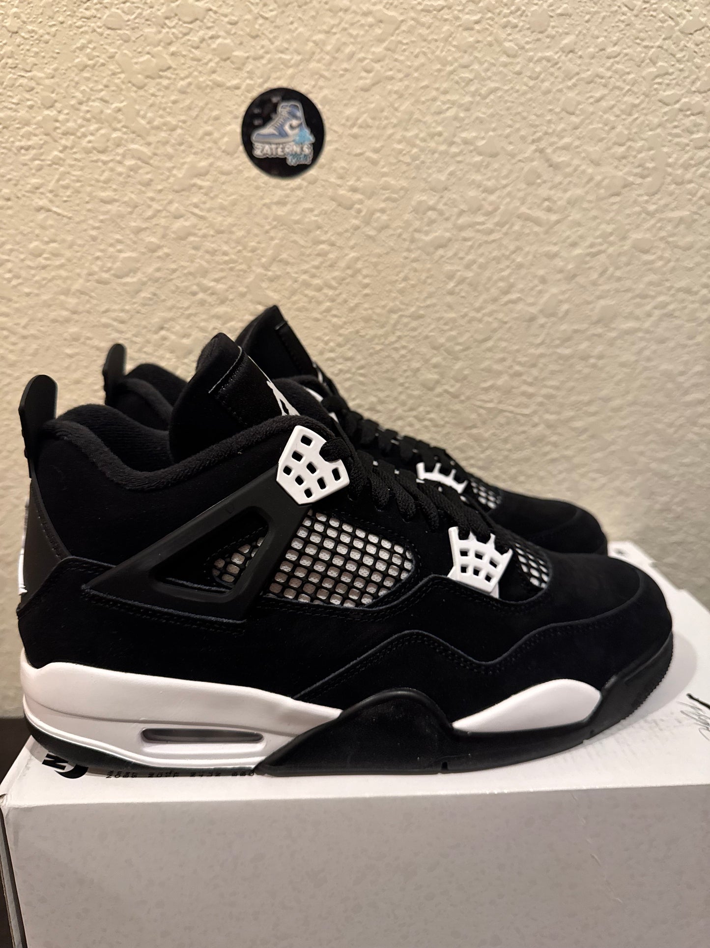 Jordan 4 White Thunder Men's Brand New FQ8138-001