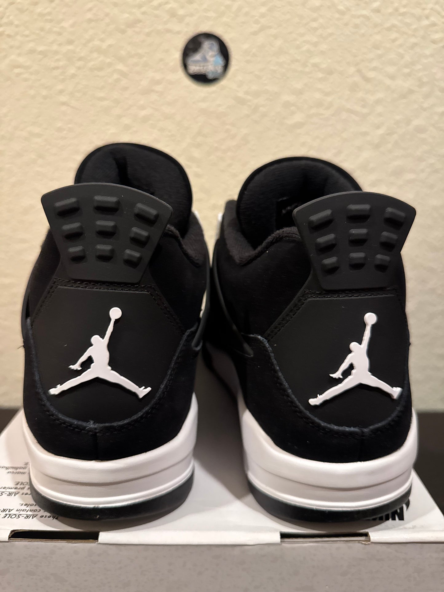 Jordan 4 White Thunder Men's Brand New FQ8138-001