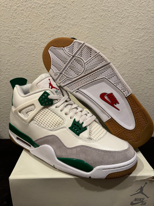 Jordan 4 SB Pine Green Men's Pre-Owned DR5415-103