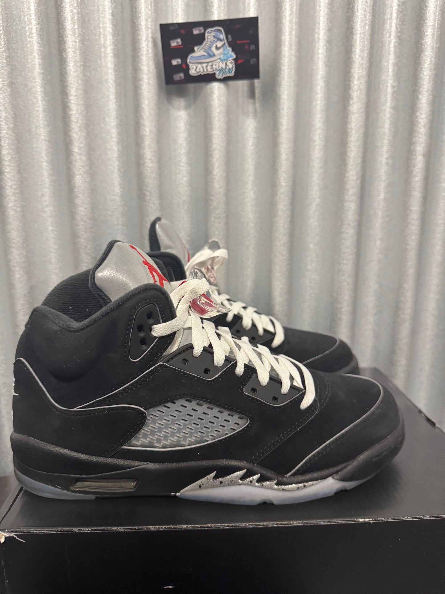 Jordan 5 Black Metallic Reimagined GS Pre-Owned (7Y) HF3976-001