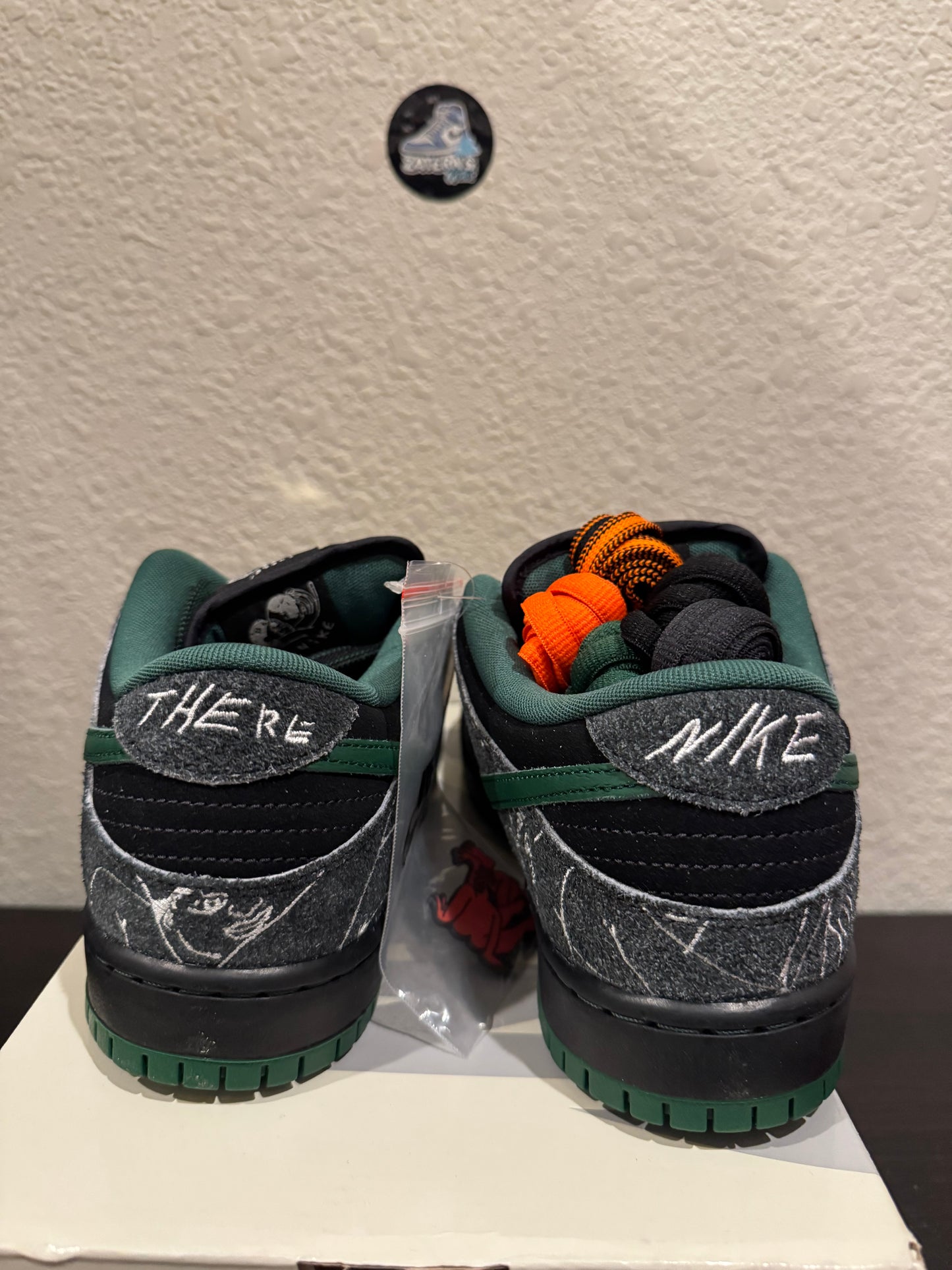 Nike SB Dunk Low There Skateboards Men's Brand New HF7743-001