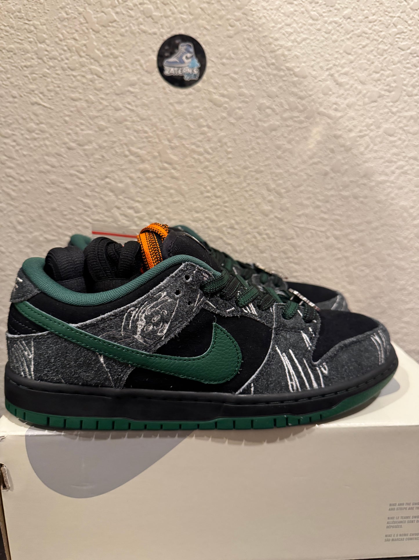 Nike SB Dunk Low There Skateboards Men's Brand New HF7743-001