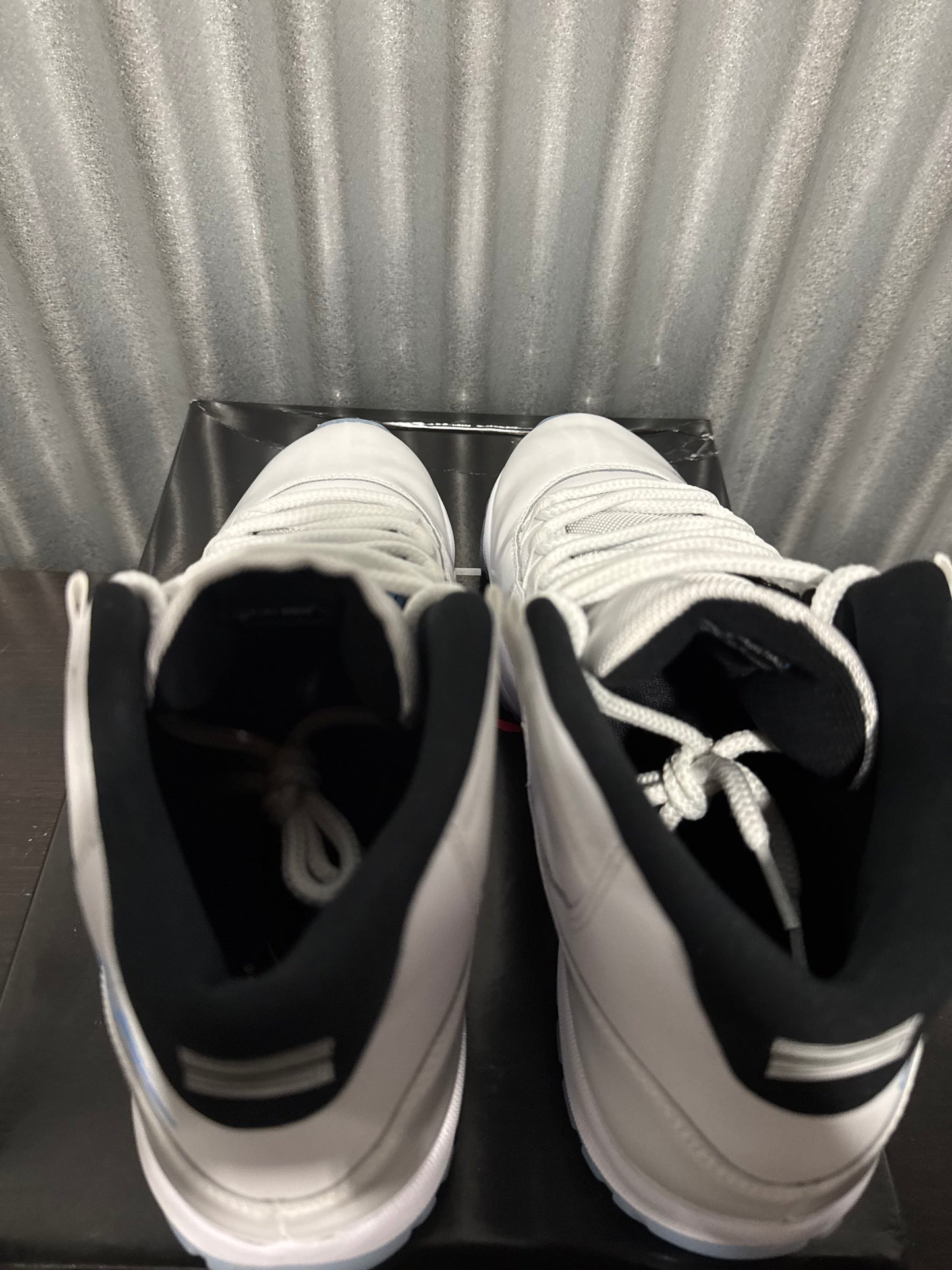 Jordan 11 Legend Blue Men's Pre-Owned (12M) CT8012-104