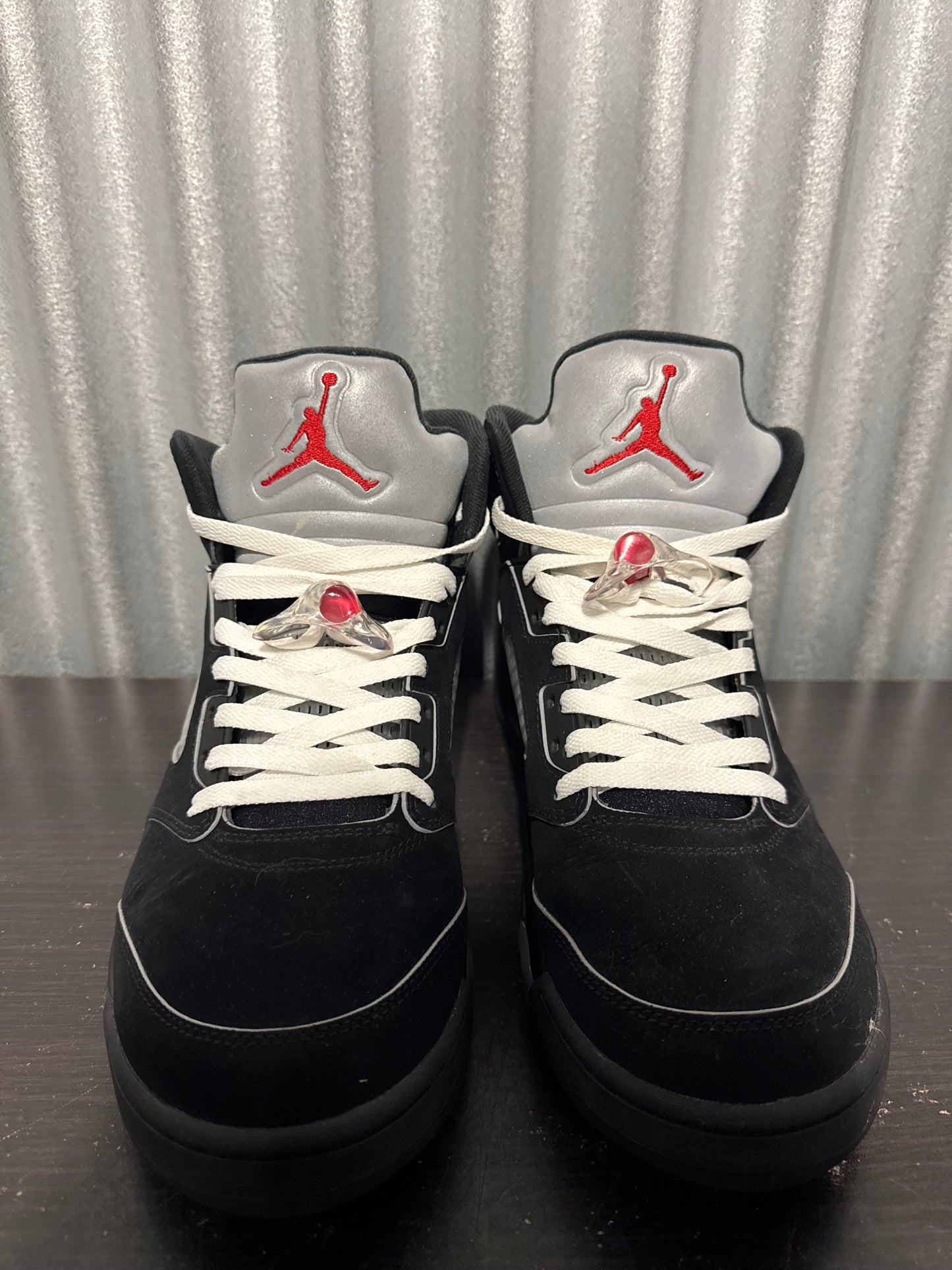 Jordan 5 Black Metallic Reimagined Men's Pre-Owned (11M) HF3975-001