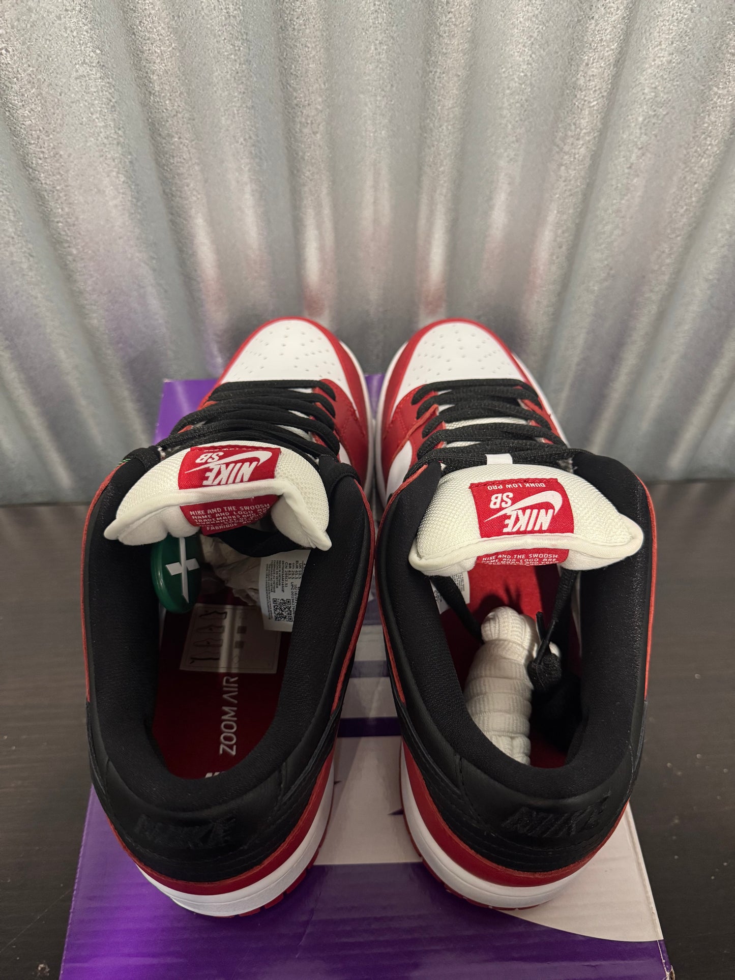 Nike SB Dunk Low Chicago J Pack Men's Brand New BQ6817-600