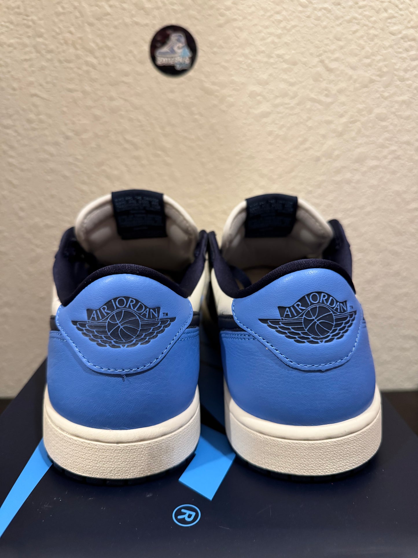 Jordan 1 Low OG Obsidian UNC Men's Brand New CZ0790-400
