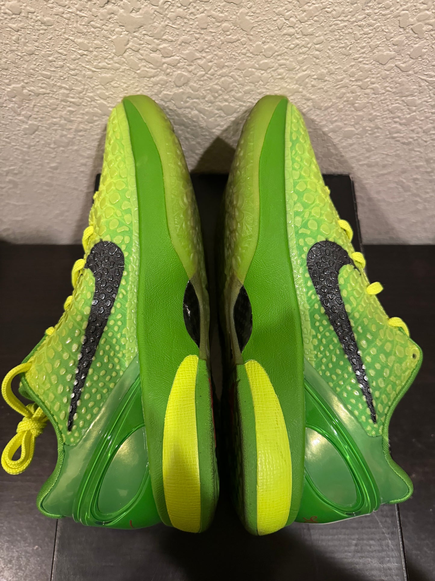 Nike Kobe 6 Protro Grinch Men's Pre-Owned (8M) CW2190-300