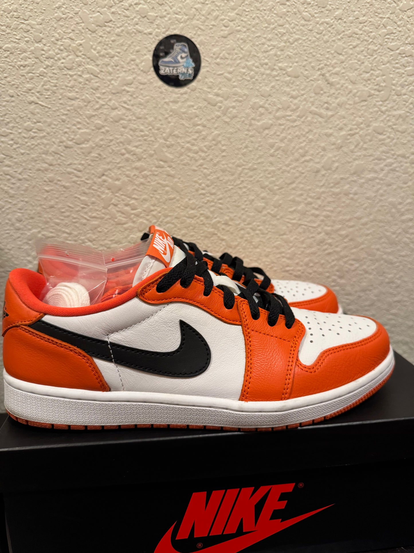 Jordan 1 Low OG Starfish Men's Pre-Owned (10M) CZ0790-801