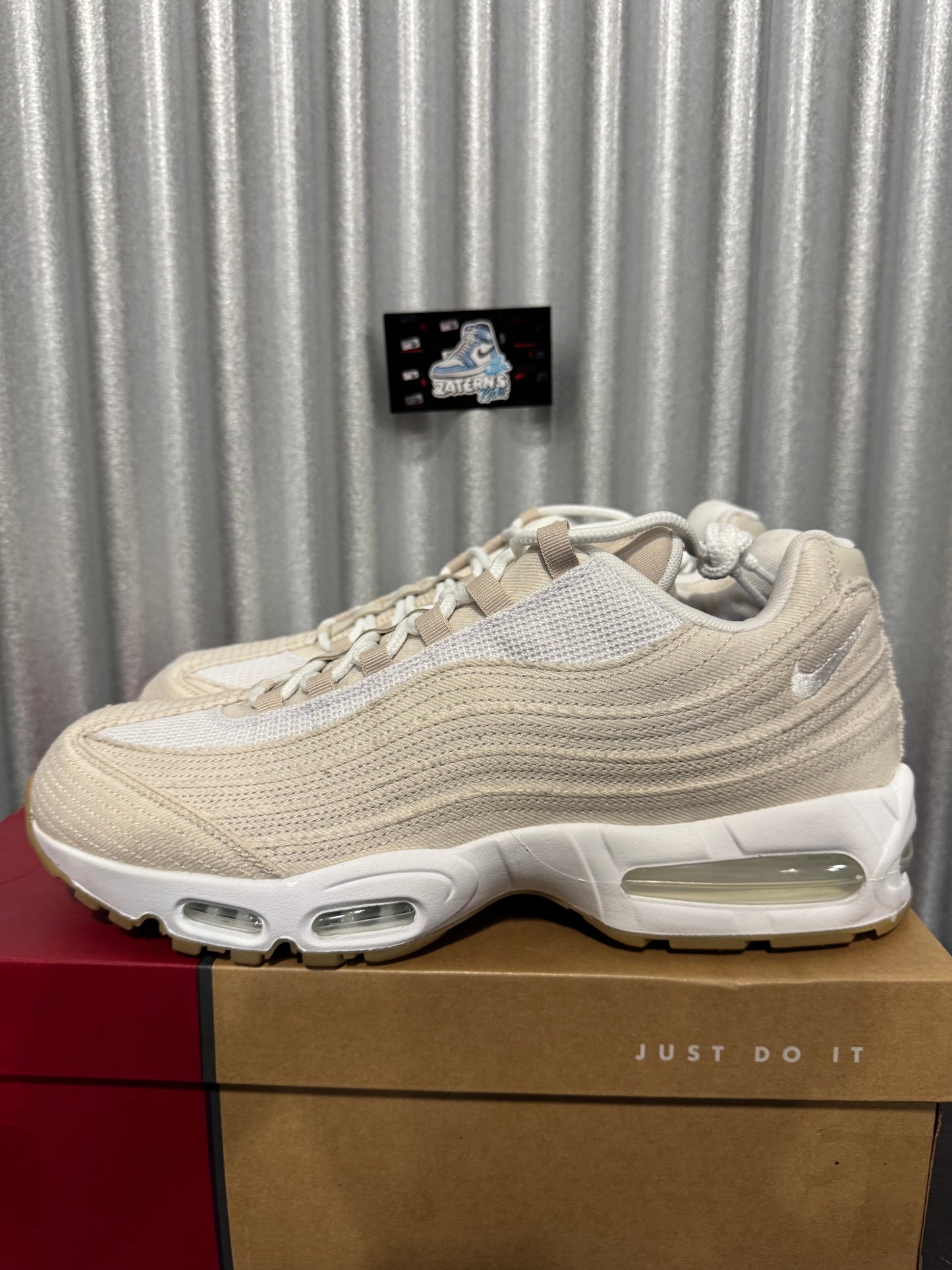 Nike Air Max 95 OG Levi's Light Orewood Brown Men's Brand New HM4743-100