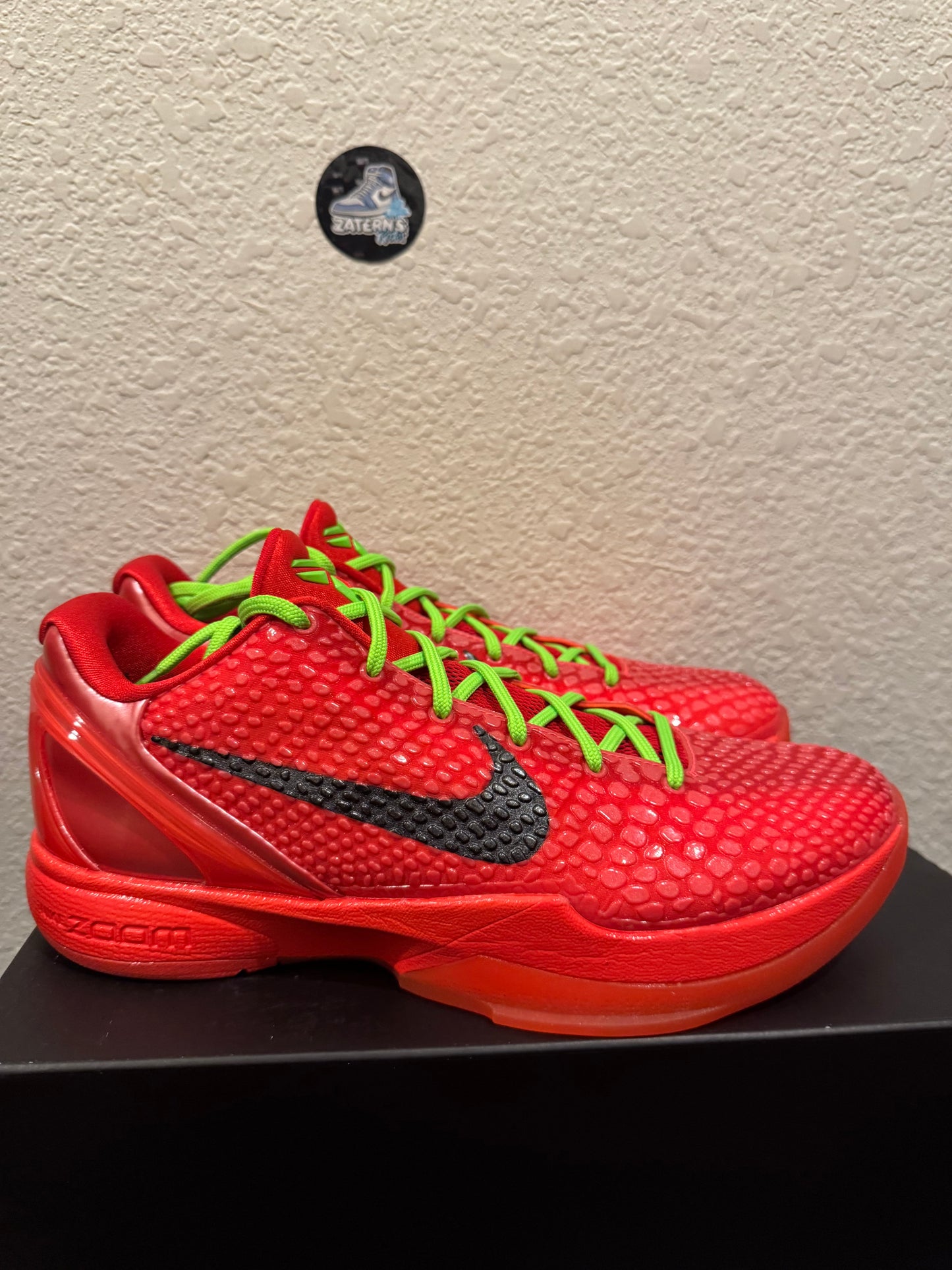Nike Kobe 6 Protro Reverse Grinch Men's Pre-Owned (10M) FV4921-600