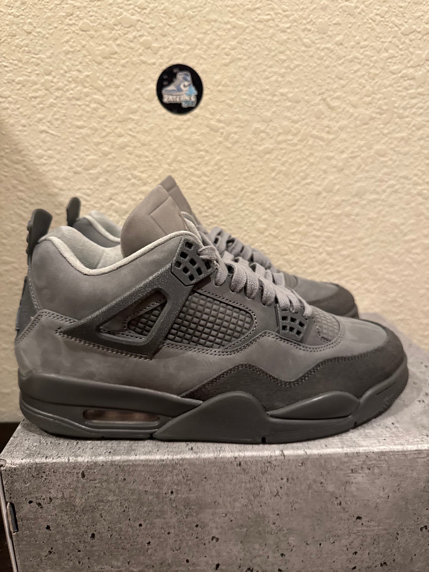 Jordan 4 Wet Cement Men's Pre-Owned (10M) FQ7928-001