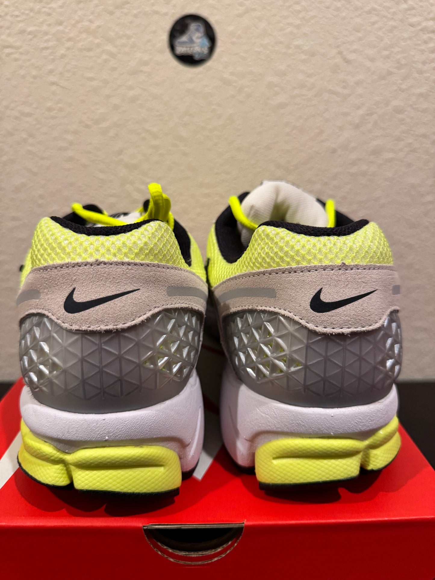 Nike Zoom Vomero 5 Life Lime Men's Brand New FB9149-701