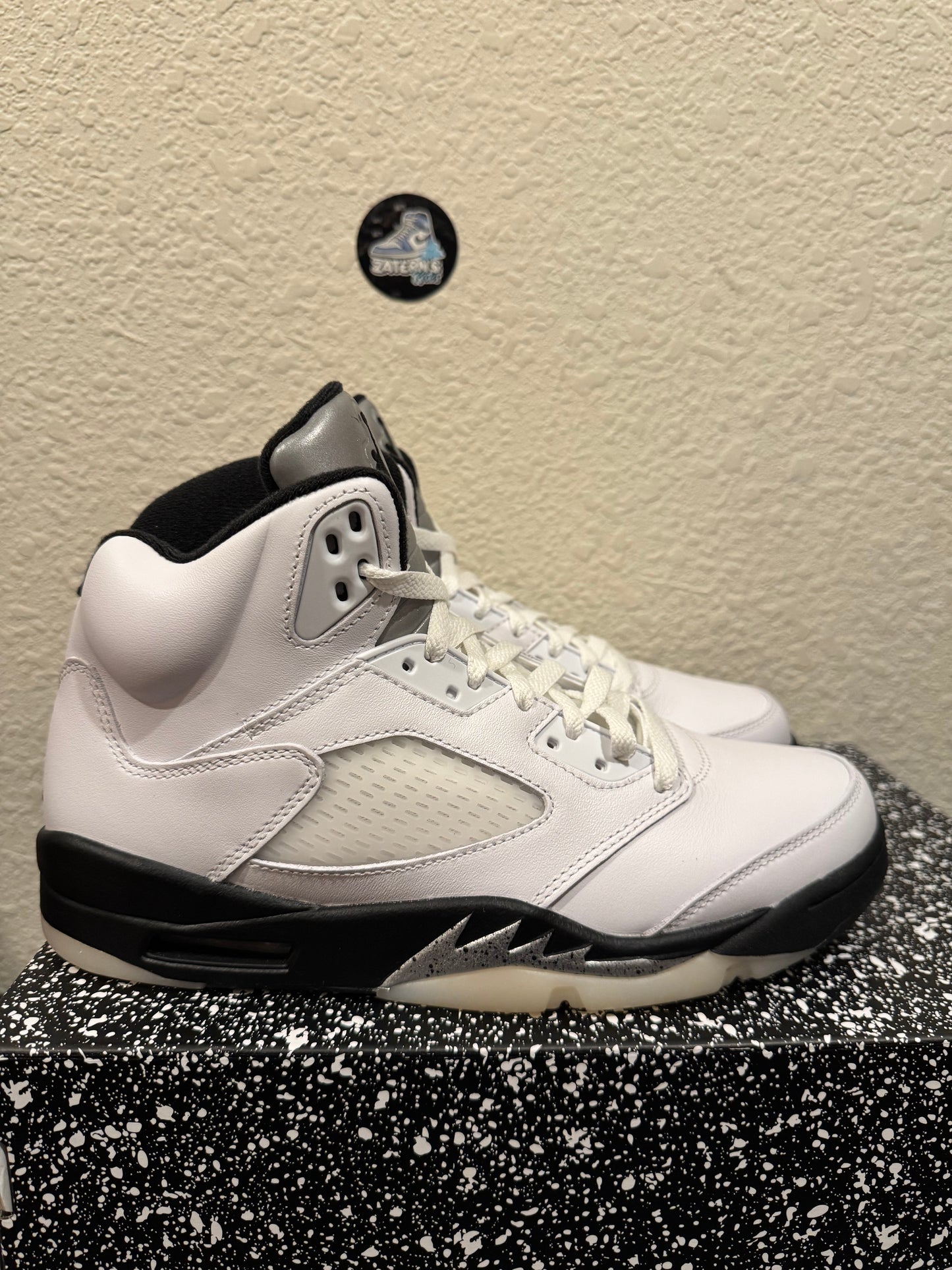 Jordan 5 Reverse Metallic Men's Brand New DD0587-110