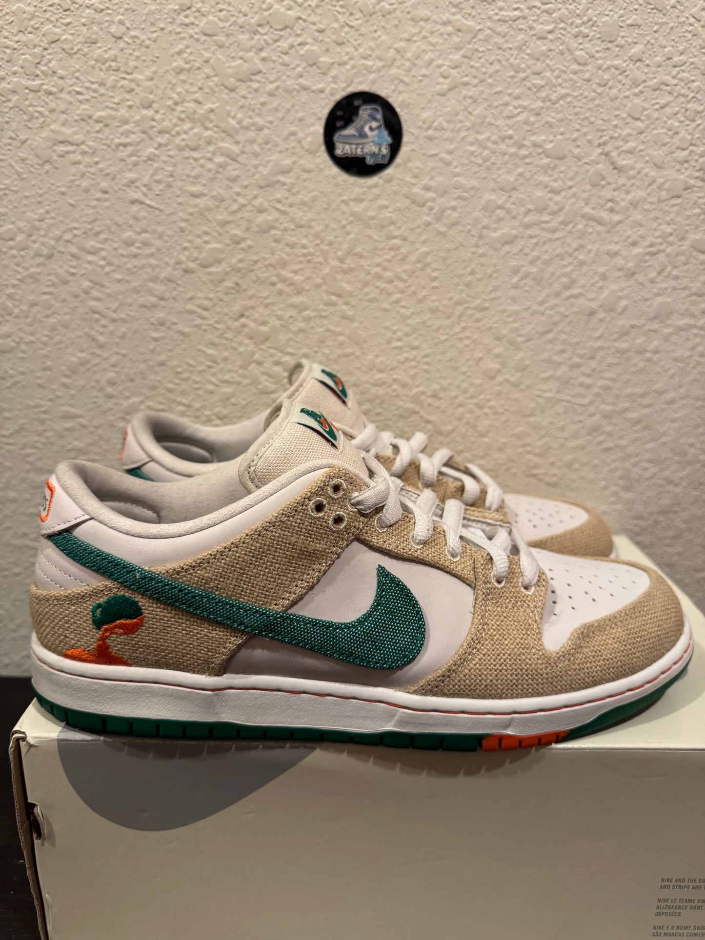 Nike SB Dunk Low Jarritos Men's Pre-Owned (10.5M) FD0860-001