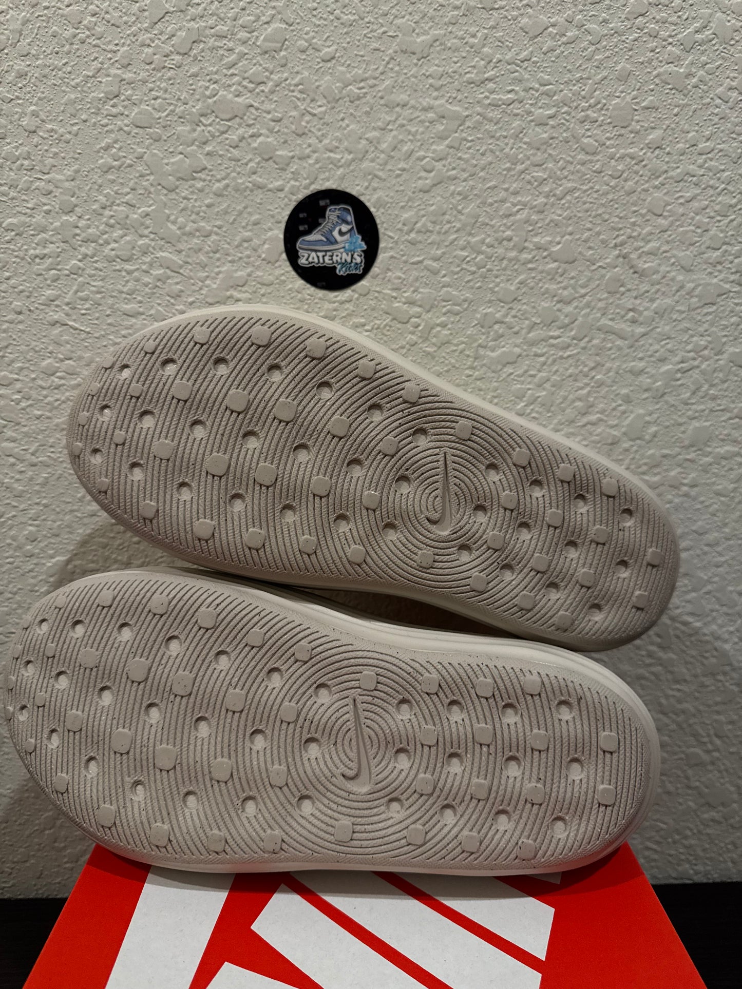 Nike ReactX Rejuven8 Muslin W Brand New HV5062-100