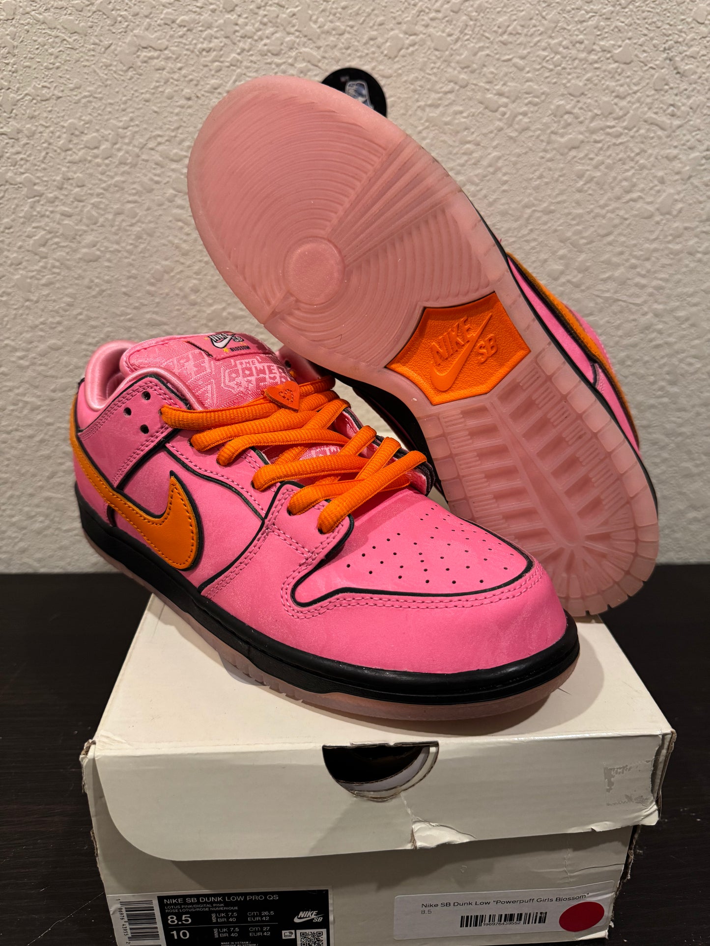 Nike SB Dunk Low PowerPuff Girls Blossom Size 8.5 Men's Pre-Owned FD2631-600