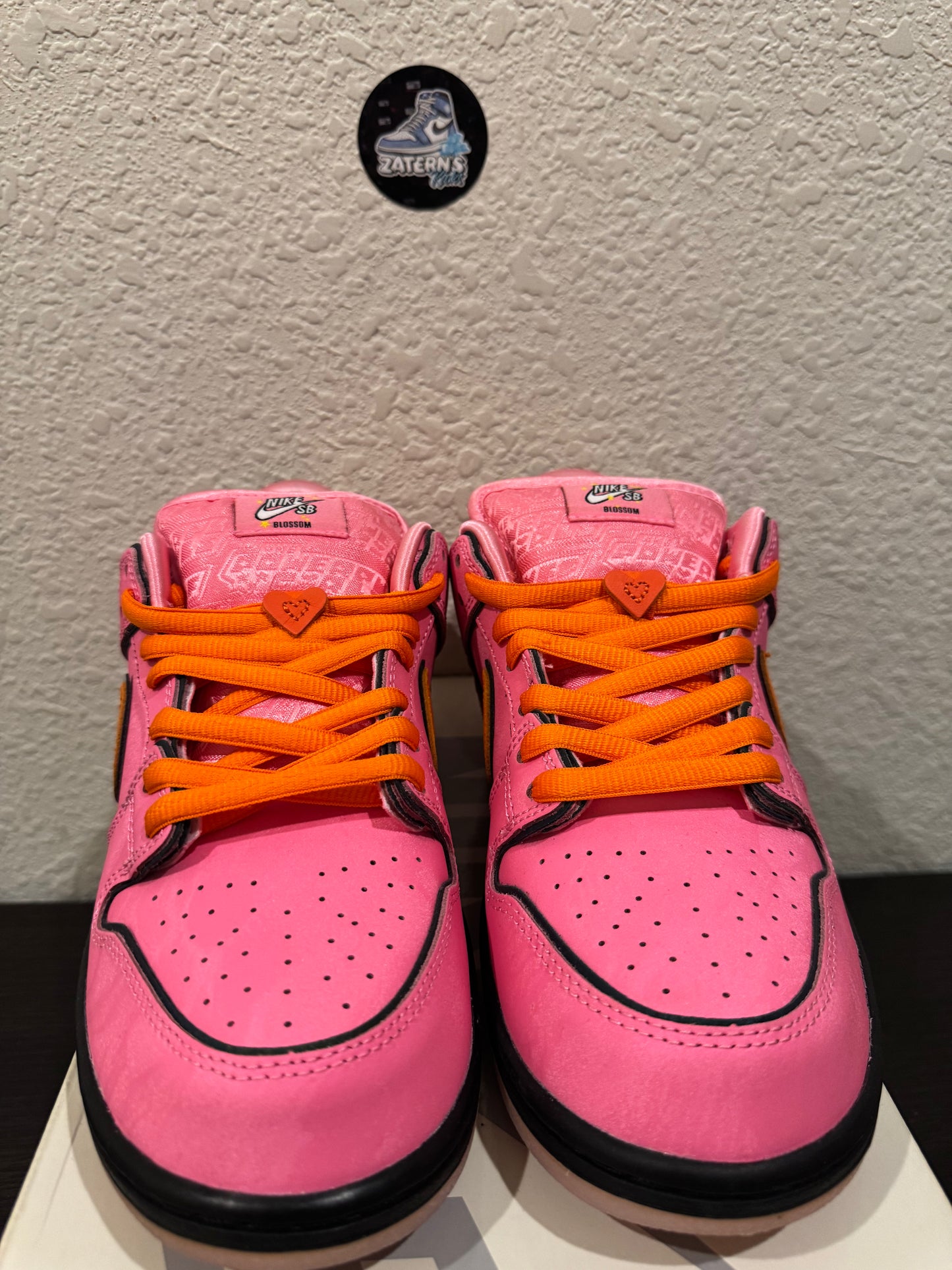 Nike SB Dunk Low PowerPuff Girls Blossom Size 8.5 Men's Pre-Owned FD2631-600