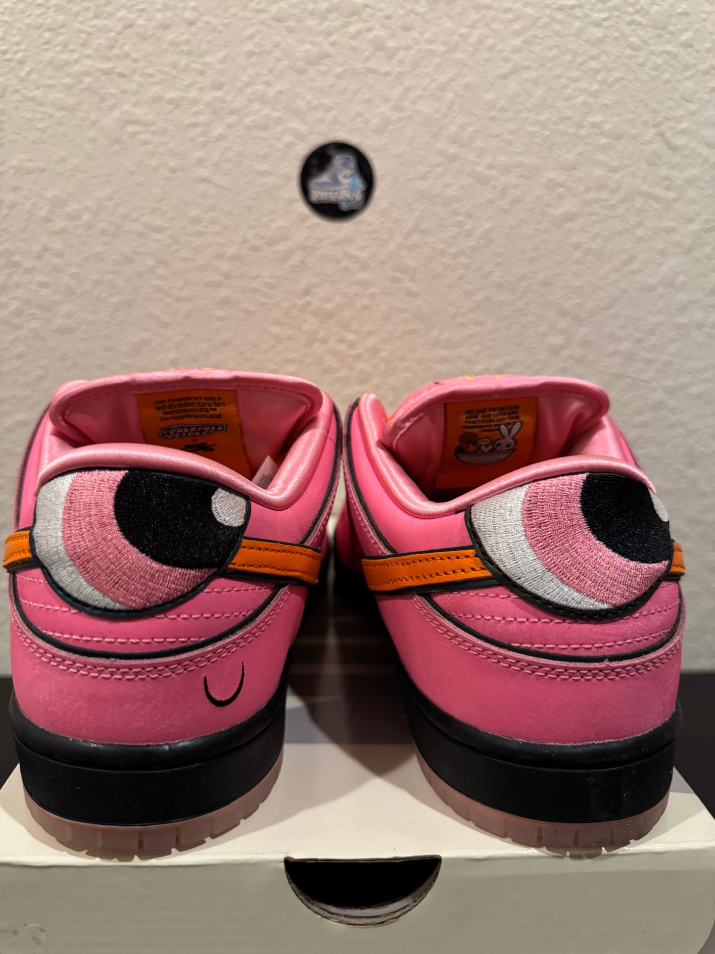 Nike SB Dunk Low PowerPuff Girls Blossom Size 8.5 Men's Pre-Owned FD2631-600