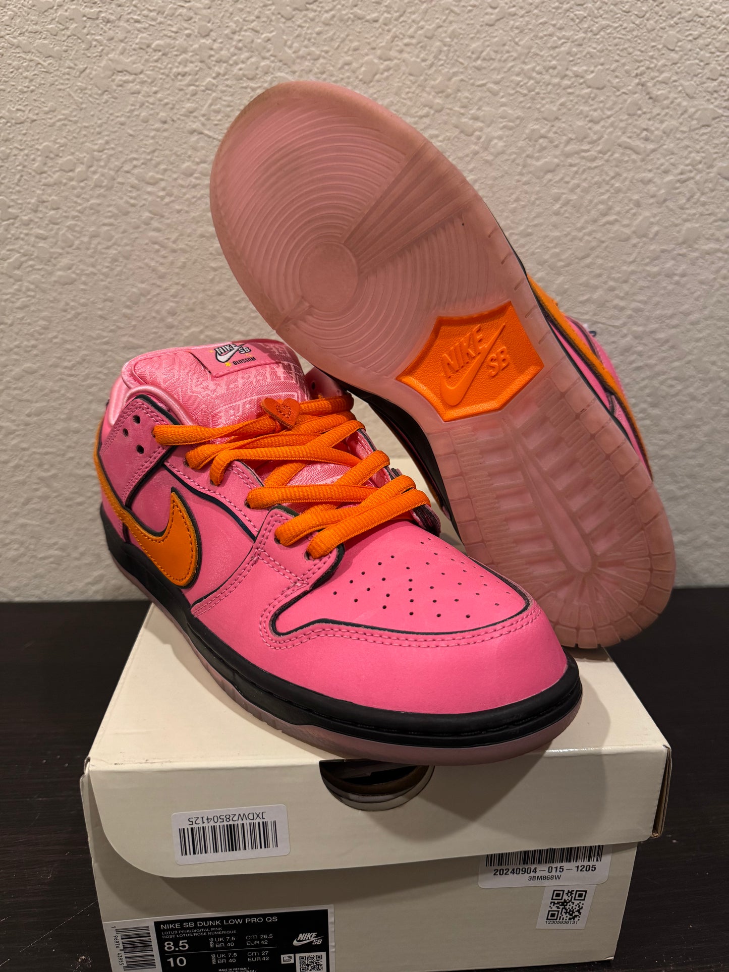 Nike SB Dunk Low PowerPuff Girls Blossom Size 8.5 Men's Pre-Owned FD2631-600