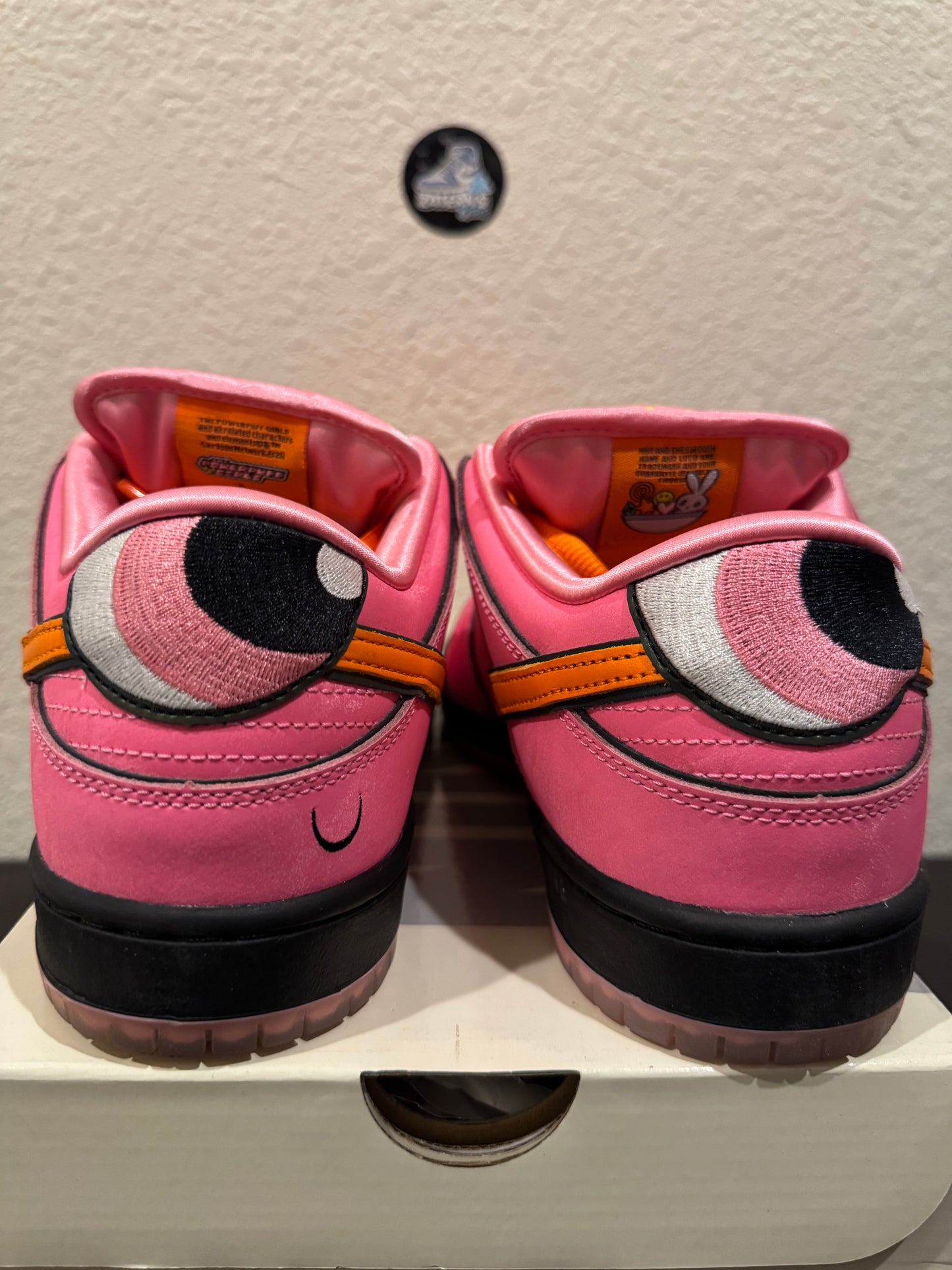 Nike SB Dunk Low PowerPuff Girls Blossom Size 8.5 Men's Pre-Owned FD2631-600